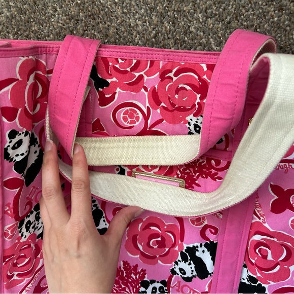 Alpha Omicron Pi AOII lilly pulitzer tote - Picture 6 of 7